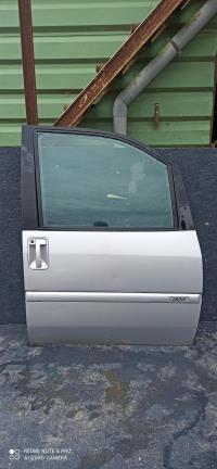 Porte avant droit