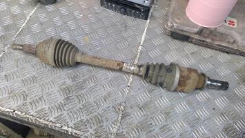 Cardan gauche (transmission)