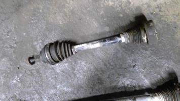 Cardan gauche (transmission)