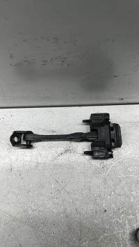 Tirant de porte avant droit
