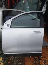 Porte avant gauche