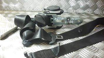 Ceinture avant gauche
