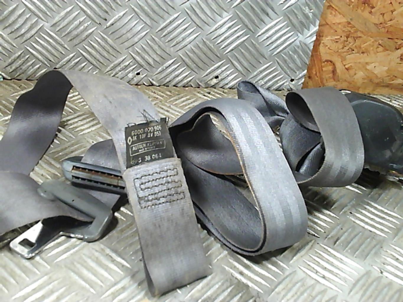 Ceinture avant droit
