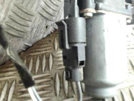Leve vitre electrique avant droit
