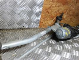 Moteur essuie glace avant