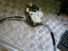 Leve vitre electrique avant gauche