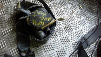 Ceinture avant gauche