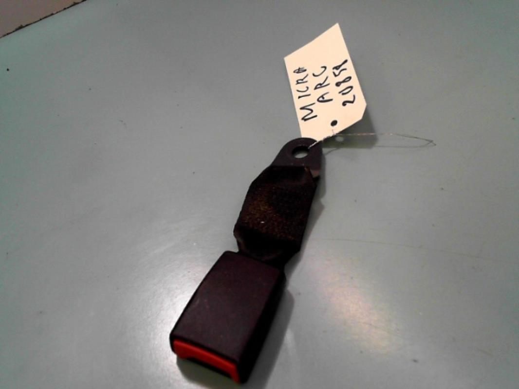 Attache ceinture arriere gauche