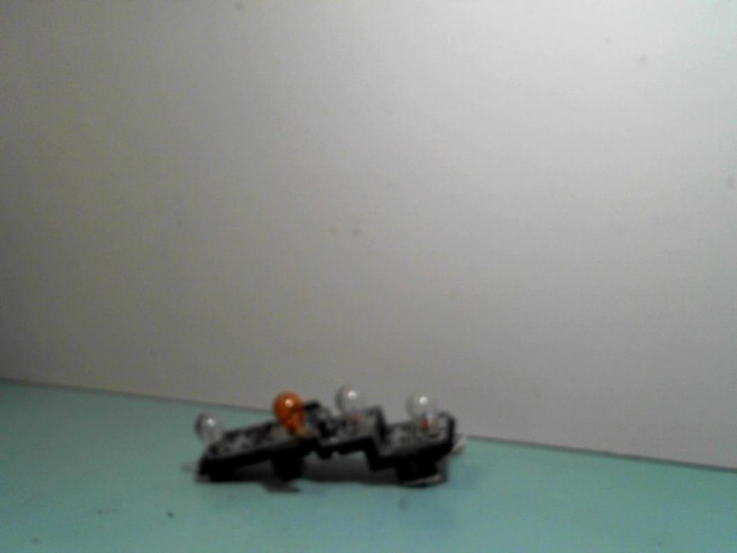 Base portalampade fanale posteriore destro