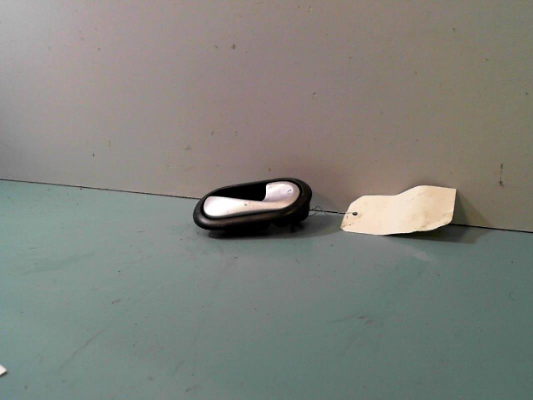 Poignee interieur arriere droit