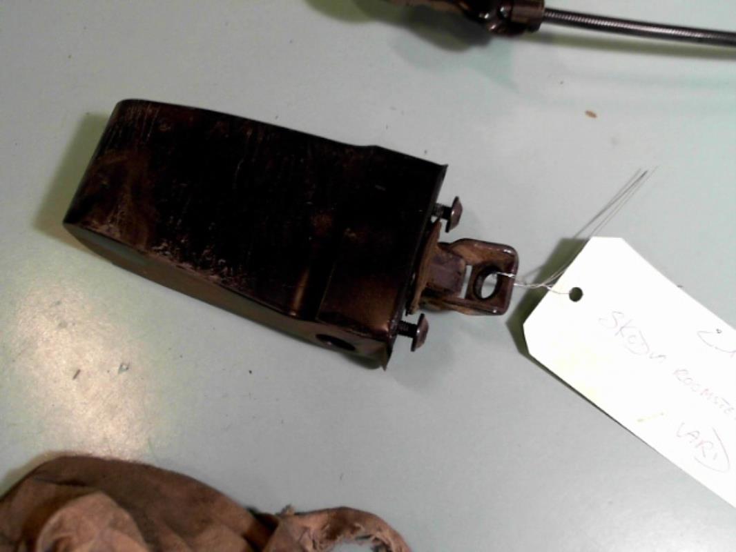 Tirant de porte arriere droit