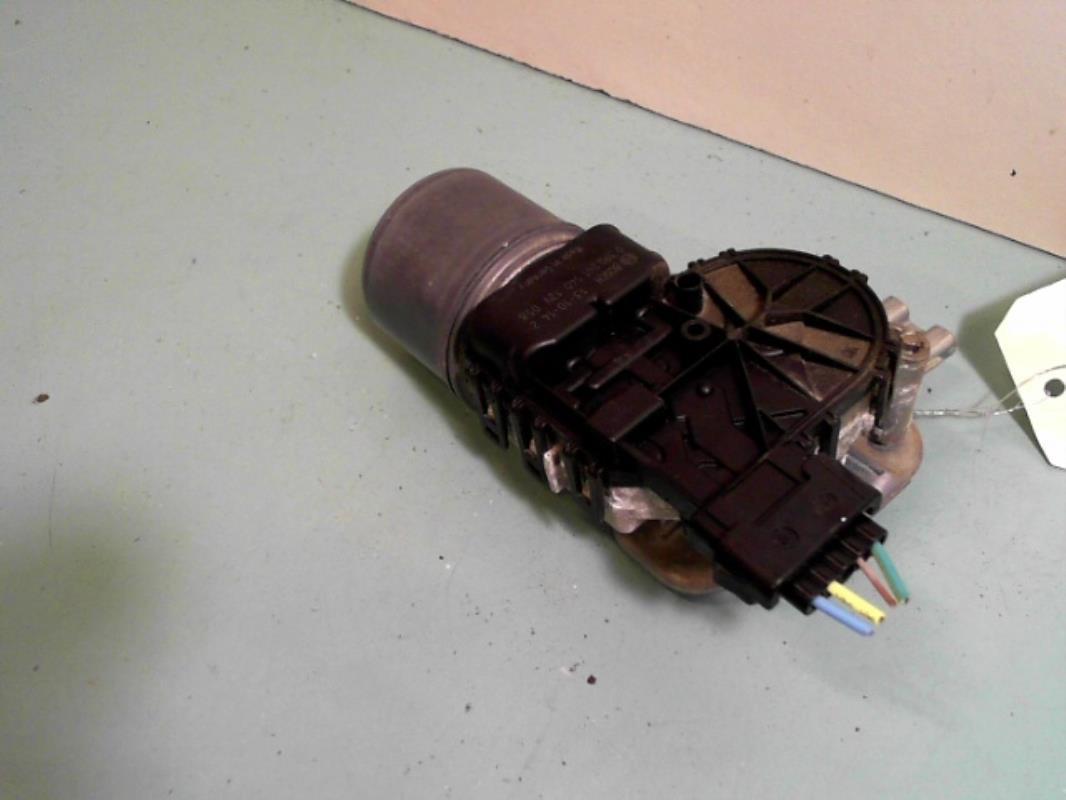 Moteur essuie glace avant