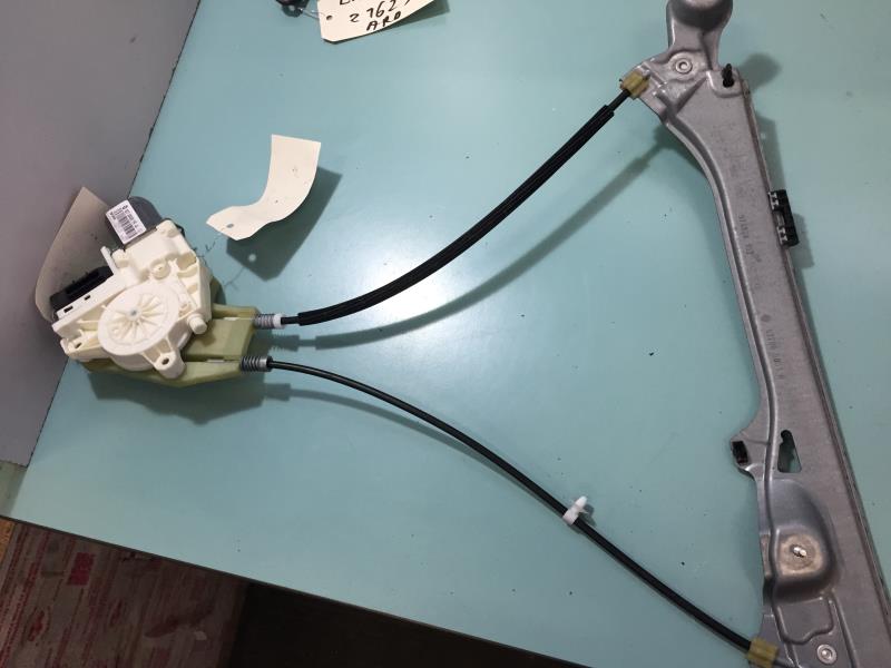 Leve vitre electrique arriere droit