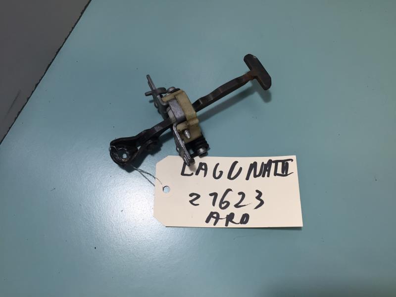 Tirante limitador de puerta trasera derecha