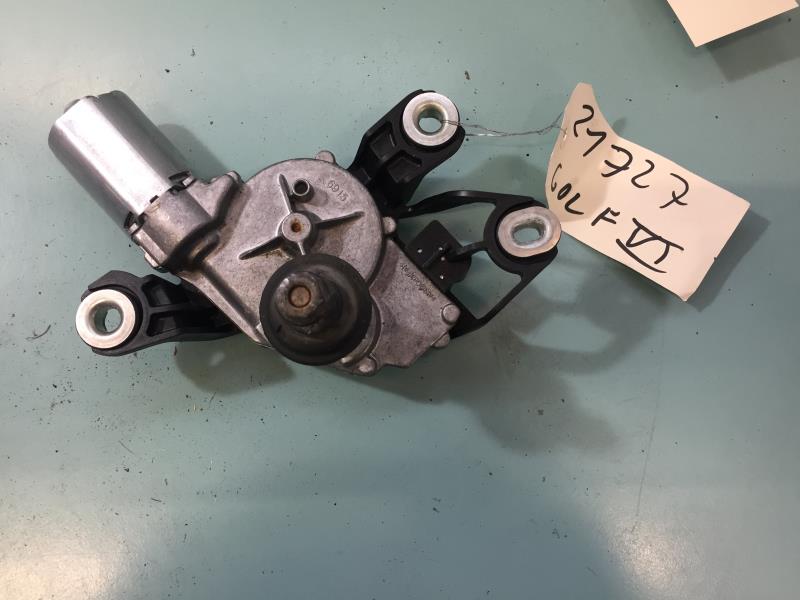 Moteur essuie glace arriere