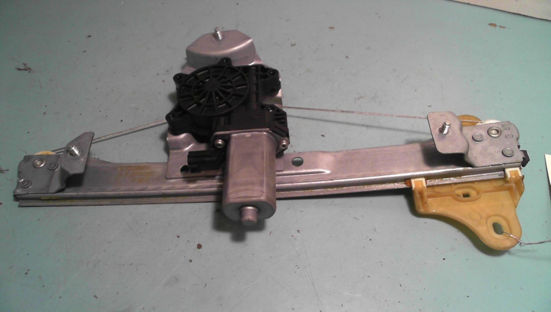 Leve vitre electrique arriere droit
