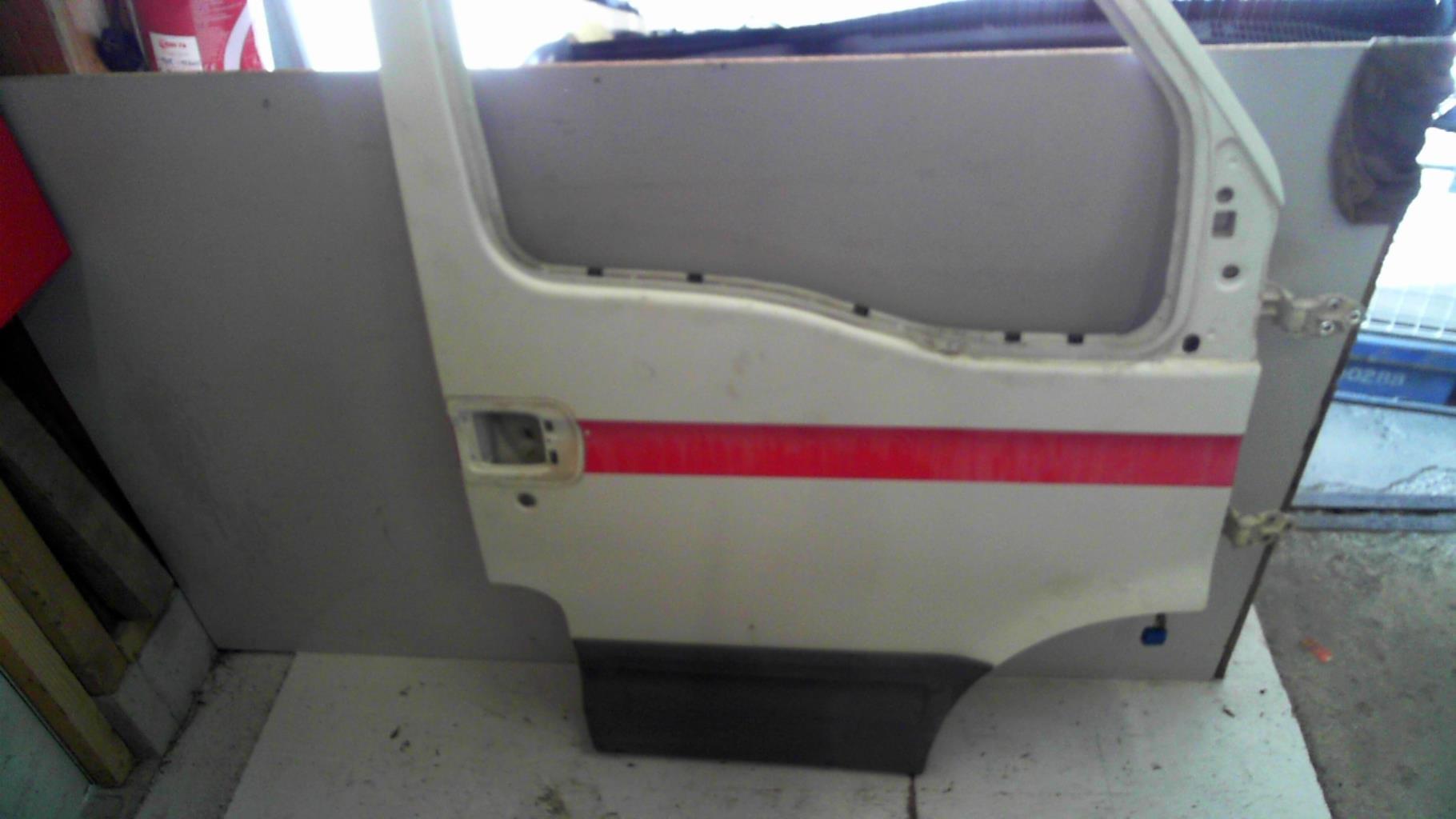 Porte avant droit