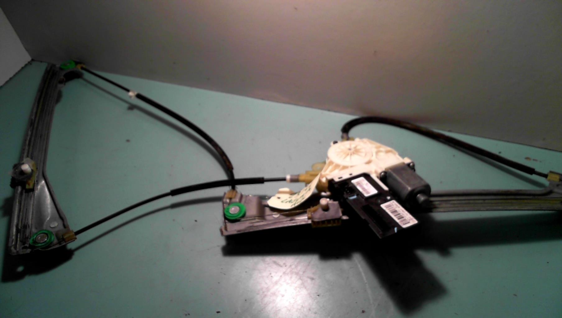 Leve vitre electrique avant gauche