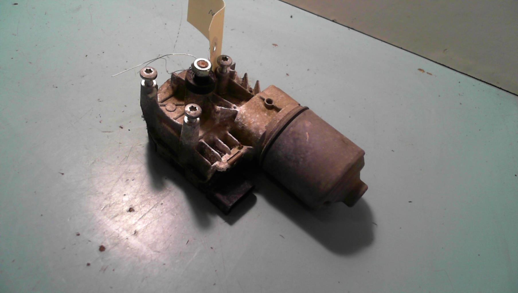 Moteur essuie glace avant