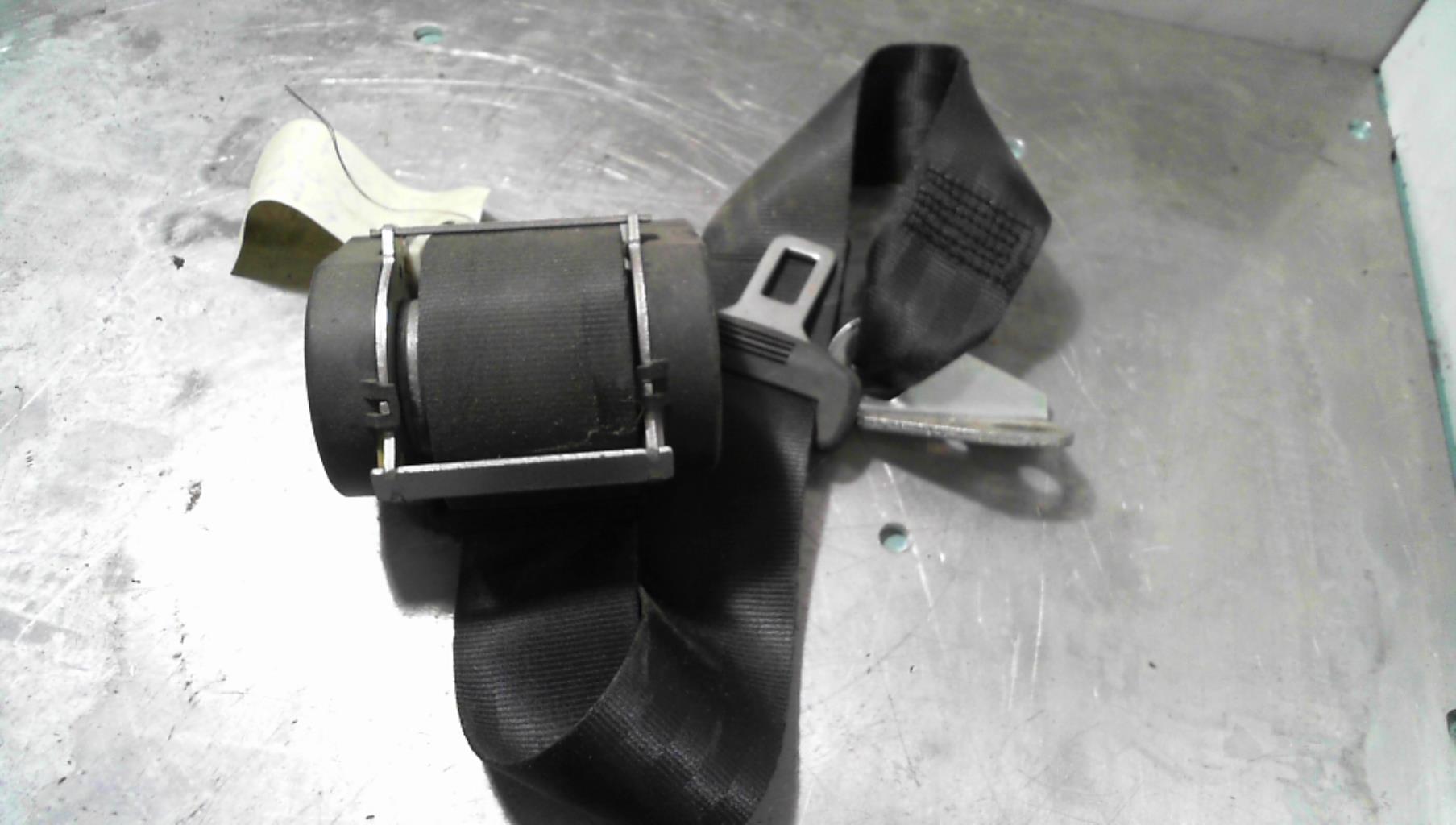 Ceinture arriere droit