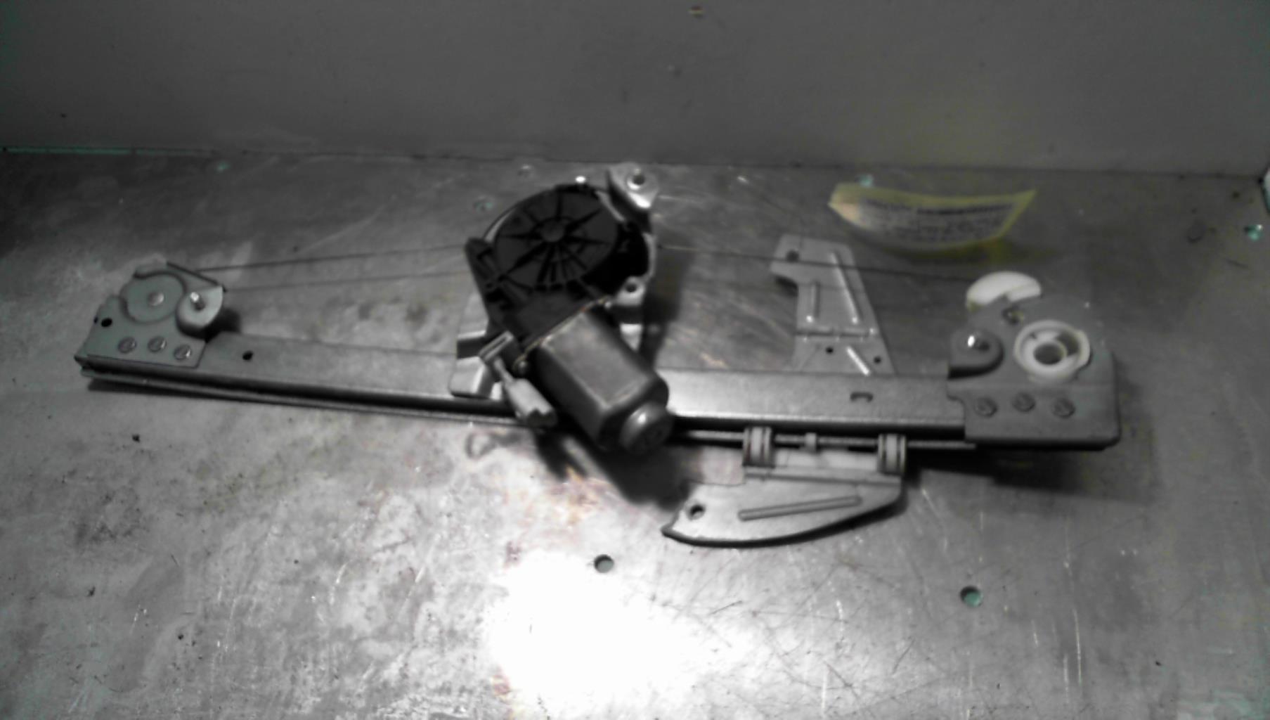 Leve vitre electrique avant gauche