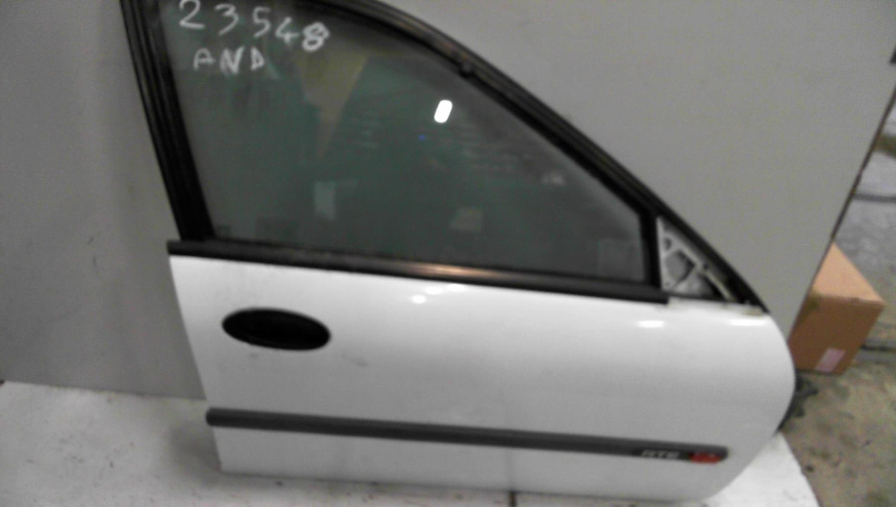 Porte avant droit