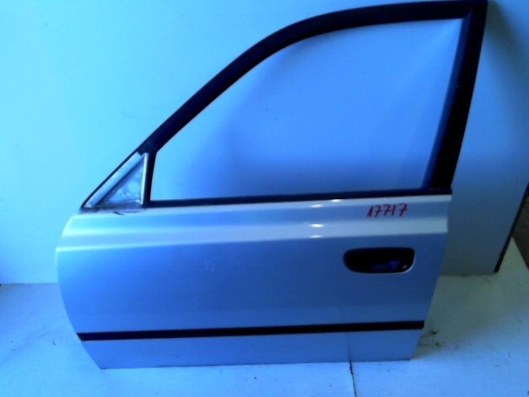 Porte avant gauche