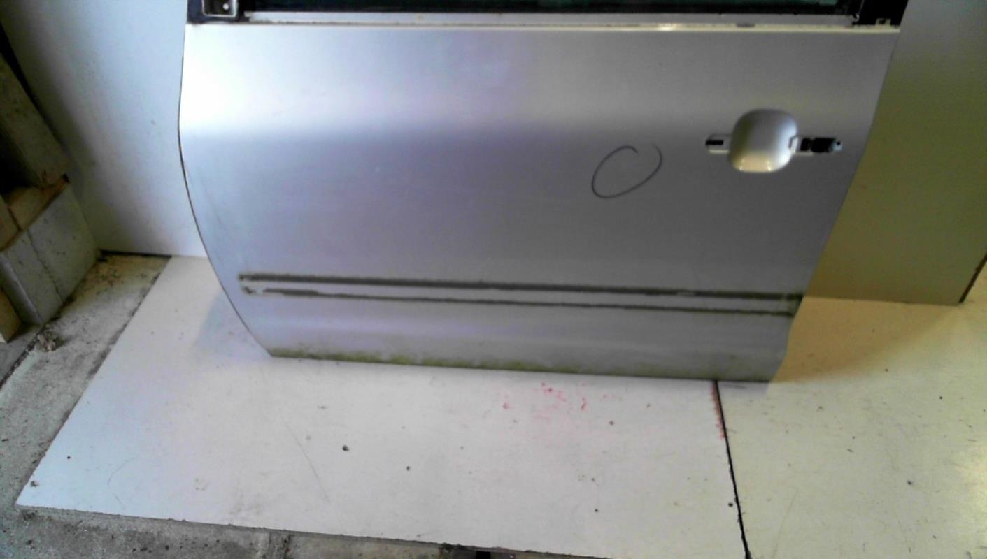 Porte avant gauche