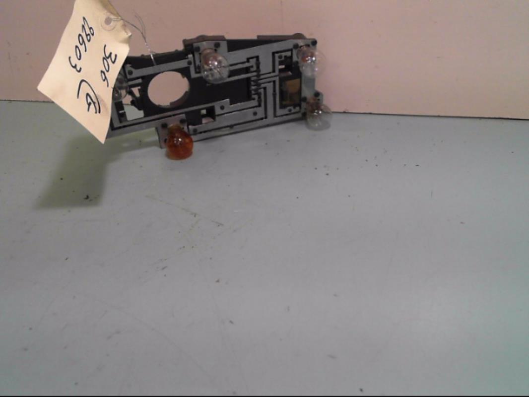 Base portalampade fanale posteriore sinistro