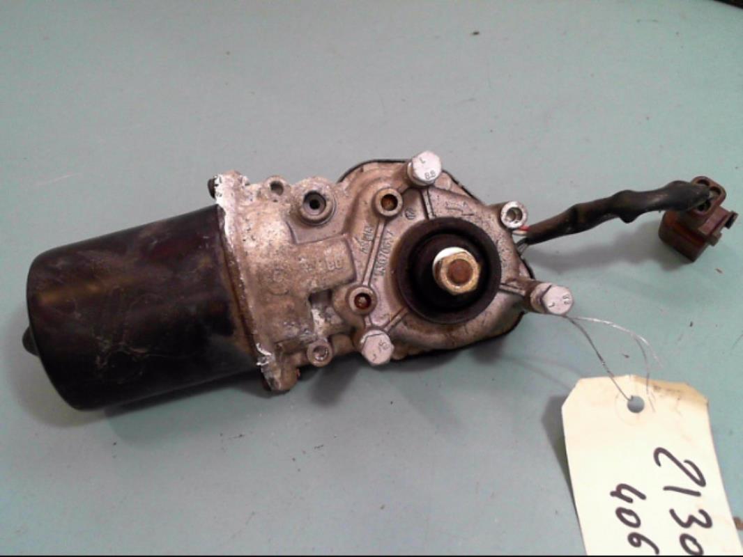 Moteur essuie glace avant