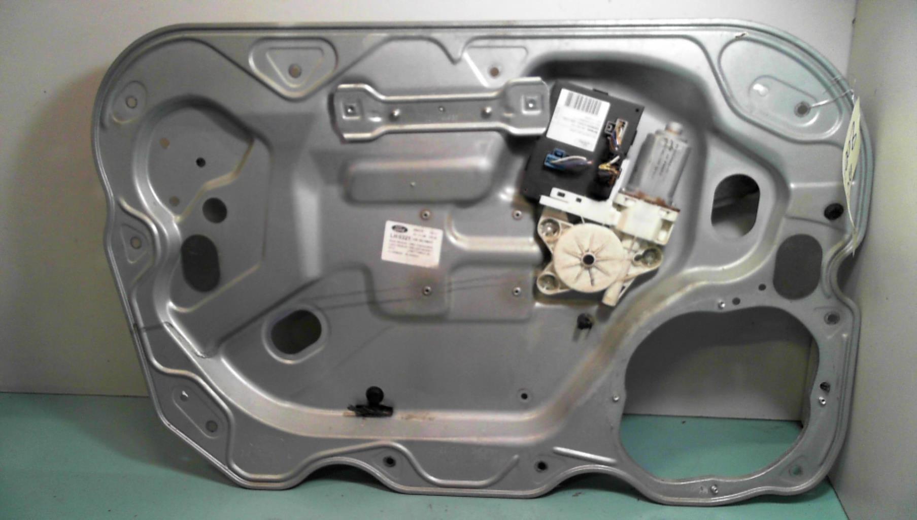 Leve vitre electrique avant gauche
