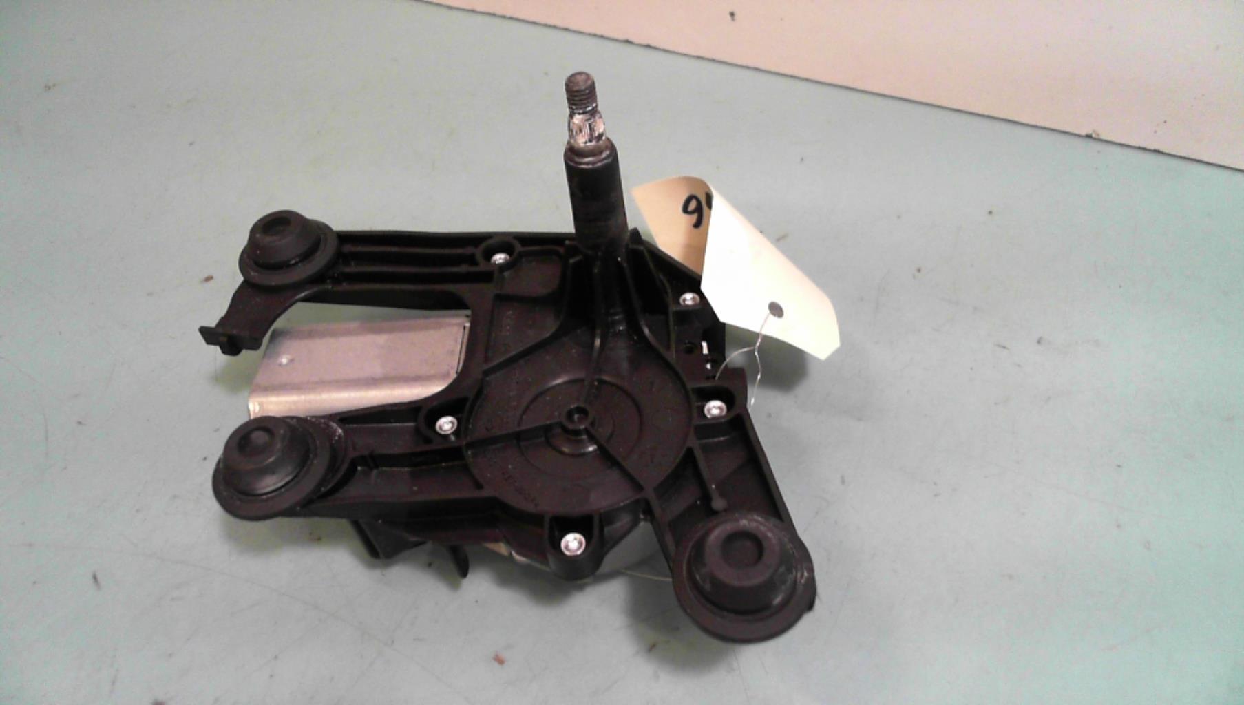 Moteur essuie glace arriere