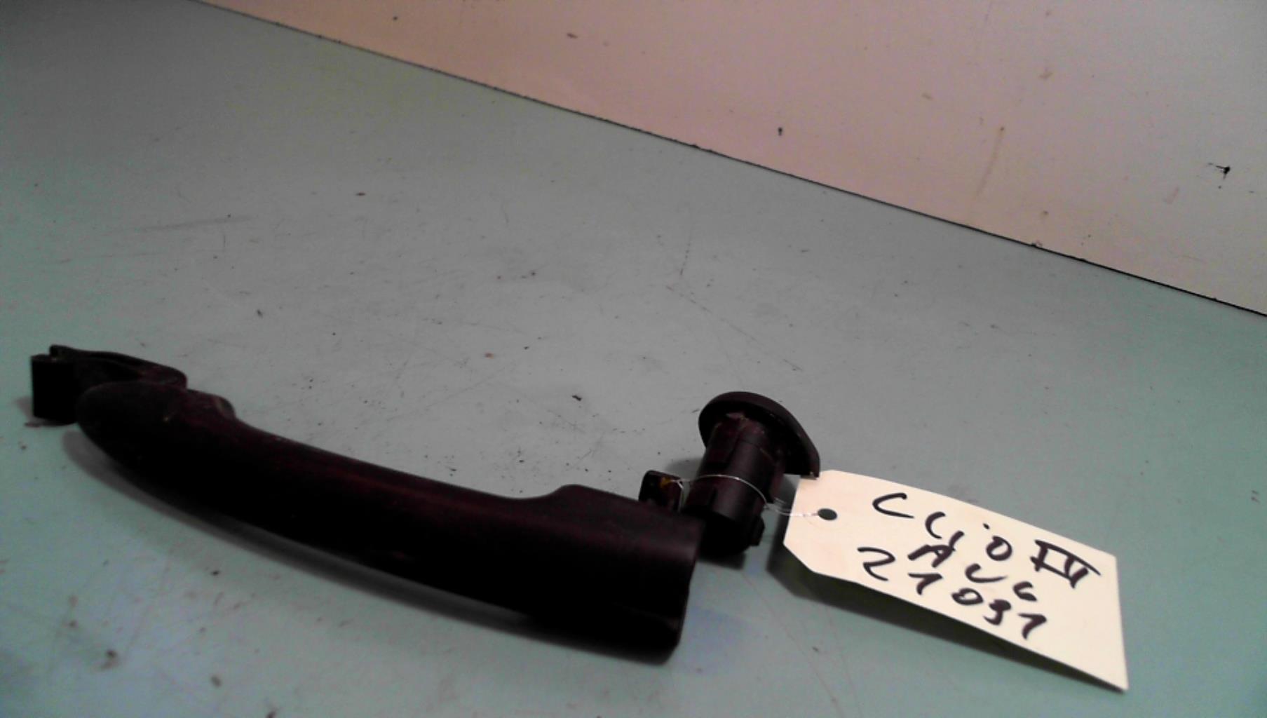 Poignee porte avant gauche