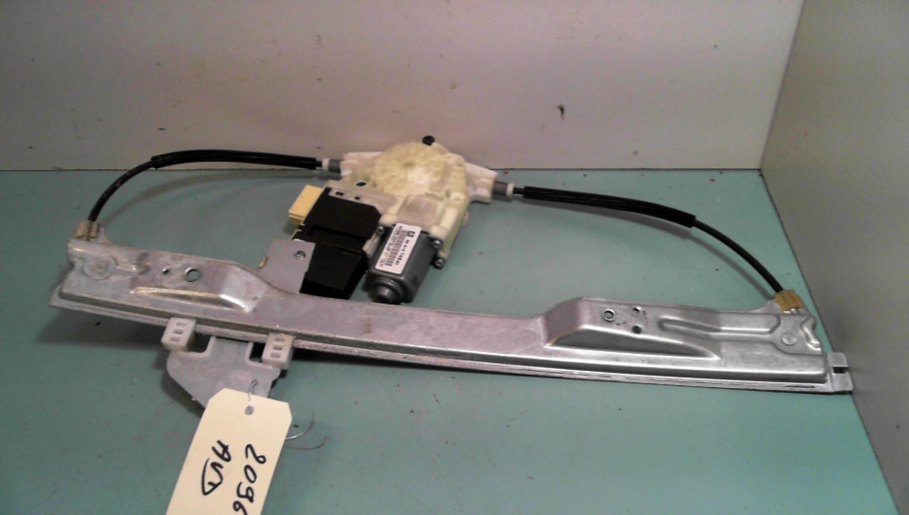 Leve vitre electrique avant droit