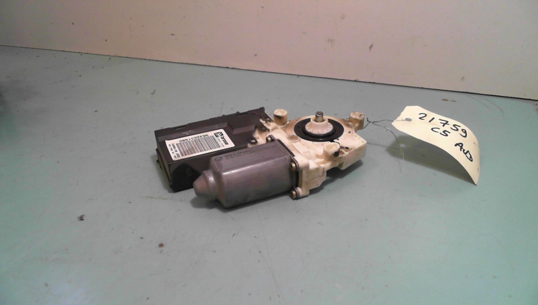 Motor de elevalunas delantero derecho