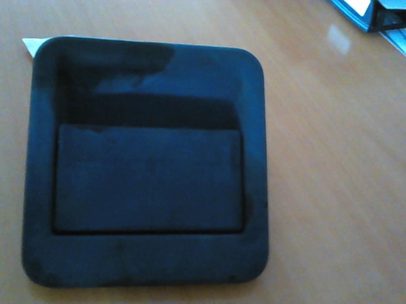 Poignee porte avant droit