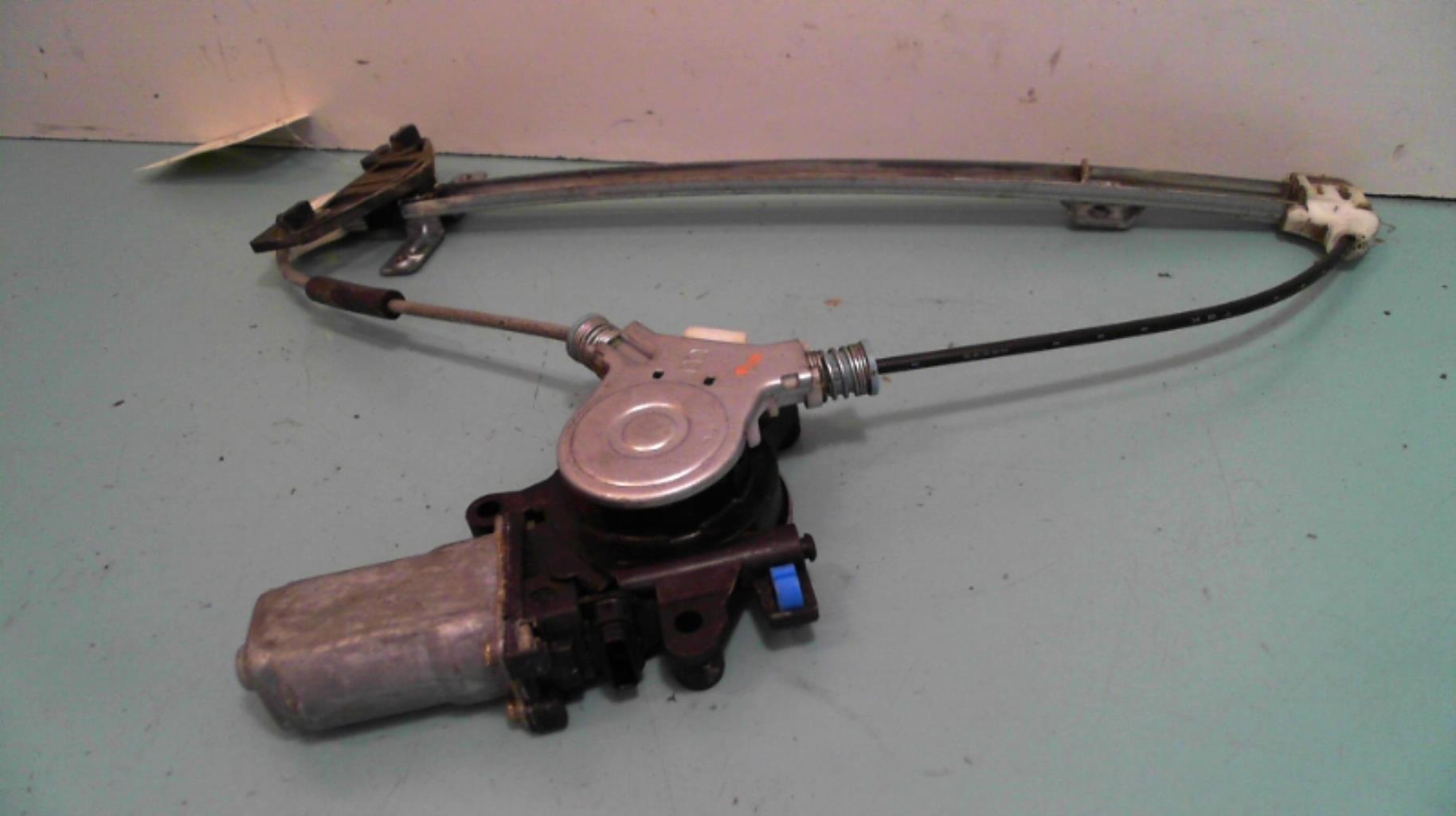 Leve vitre electrique arriere gauche