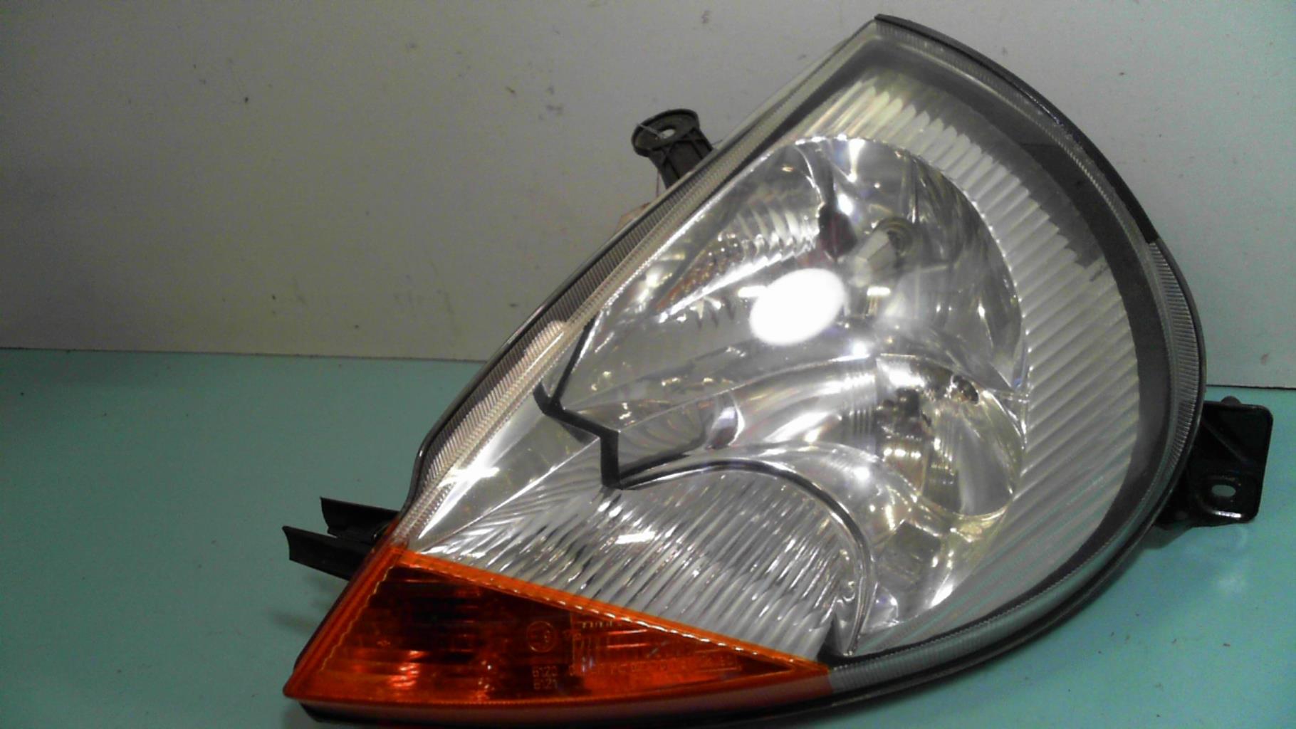 Gruppo ottico anteriore principale sinistro (luci)(faro)