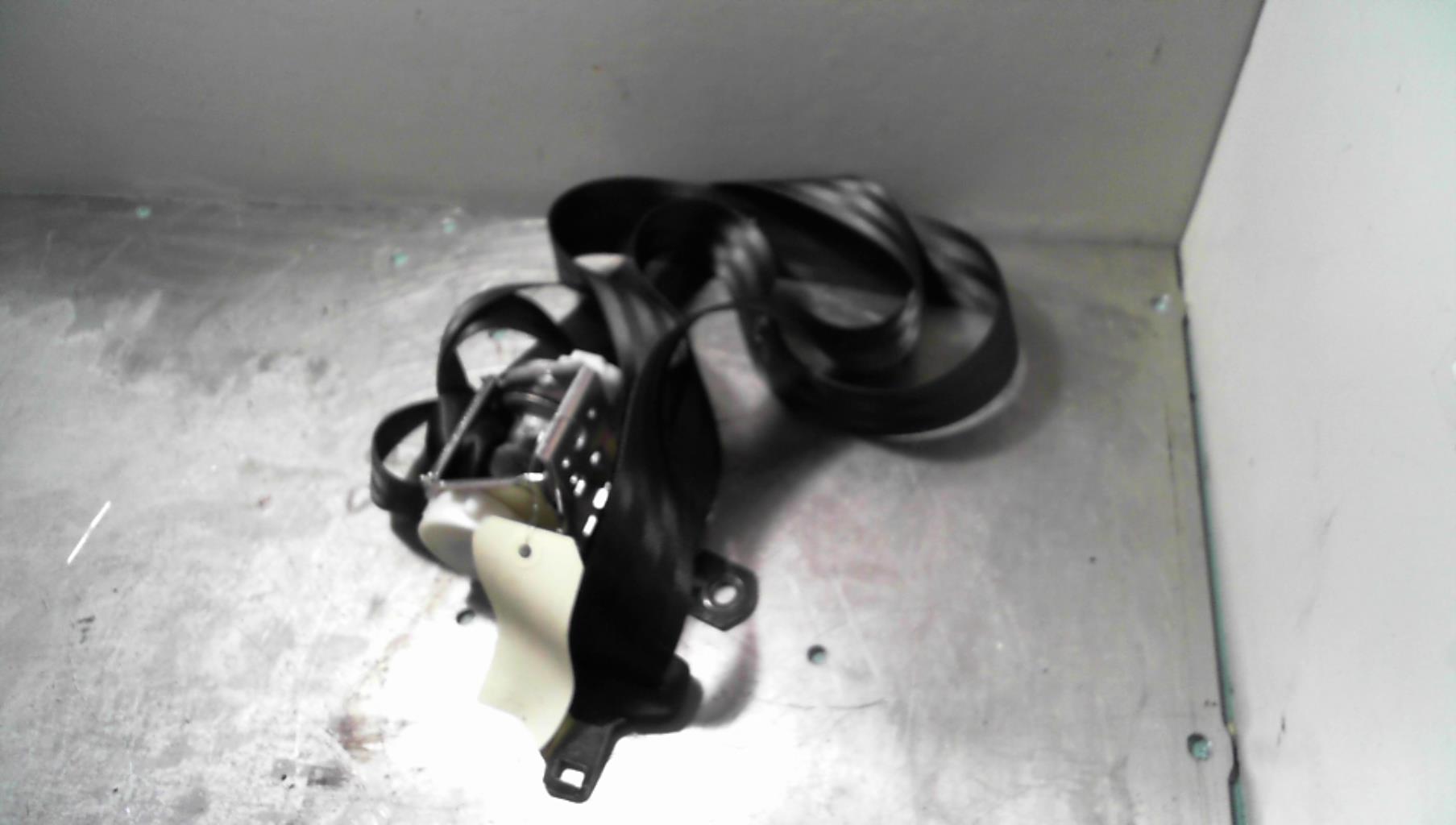 Ceinture arriere droit