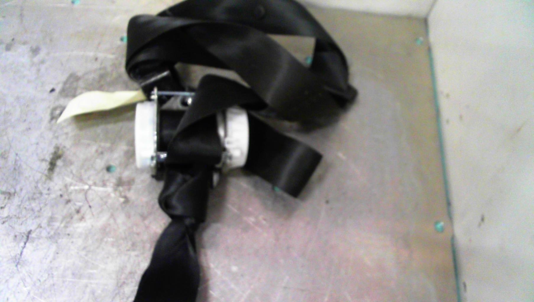 Ceinture arriere droit