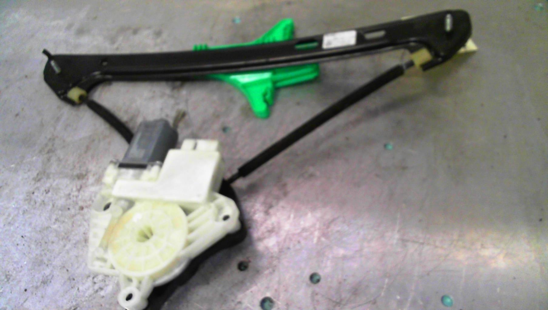 Leve vitre electrique arriere gauche