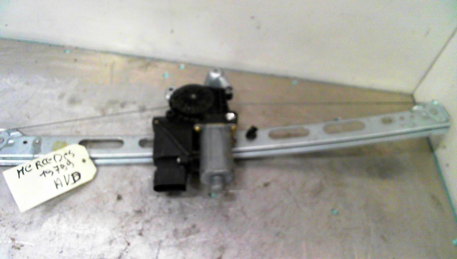 Leve vitre electrique avant droit