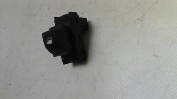 Interruptor de elevalunas delantero derecho