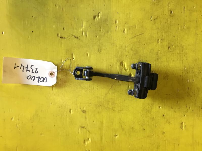 Tirant de porte arriere droit