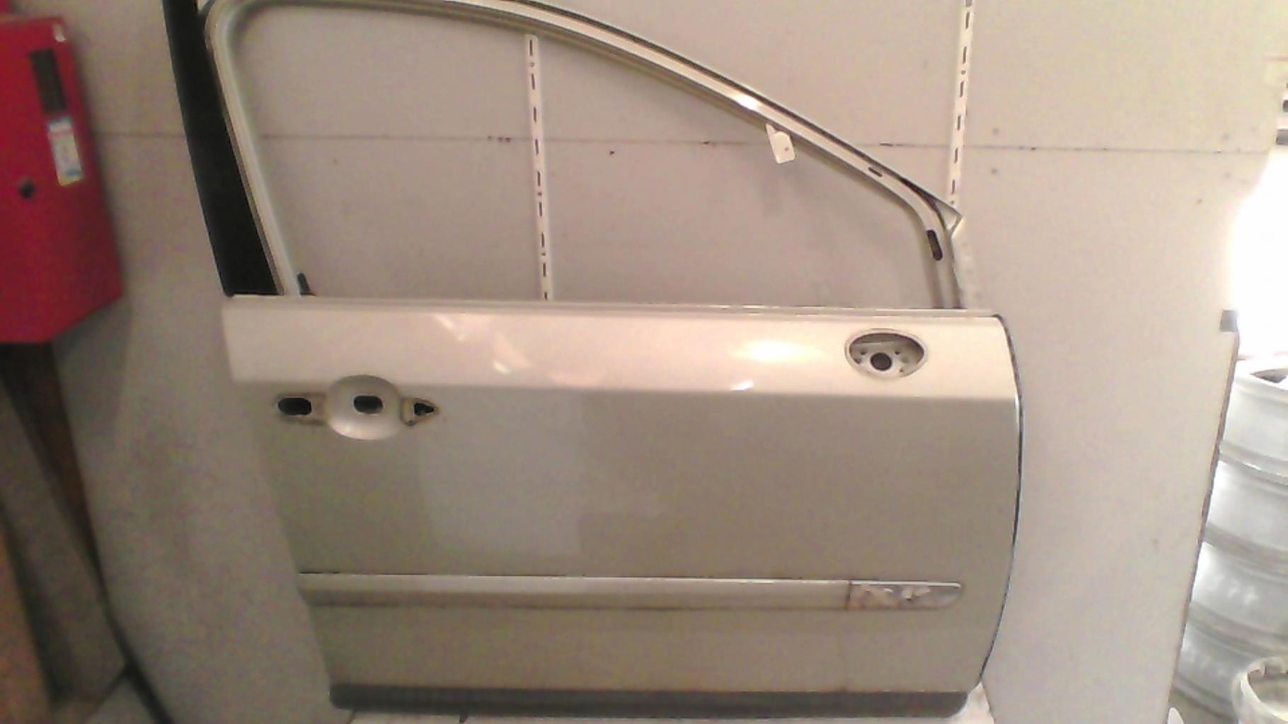 Porte avant droit