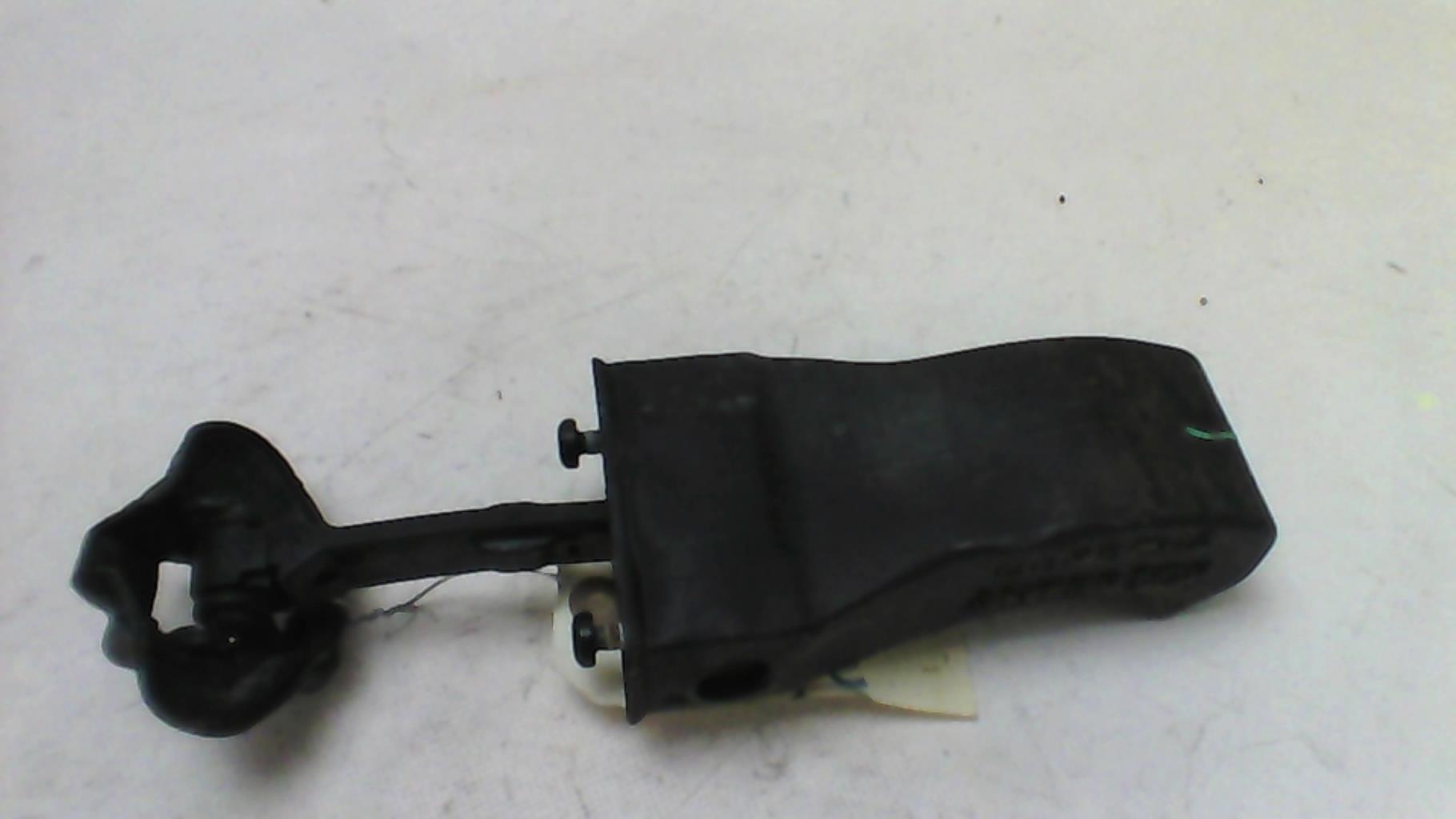 Tirante limitador de puerta delantera izquierda