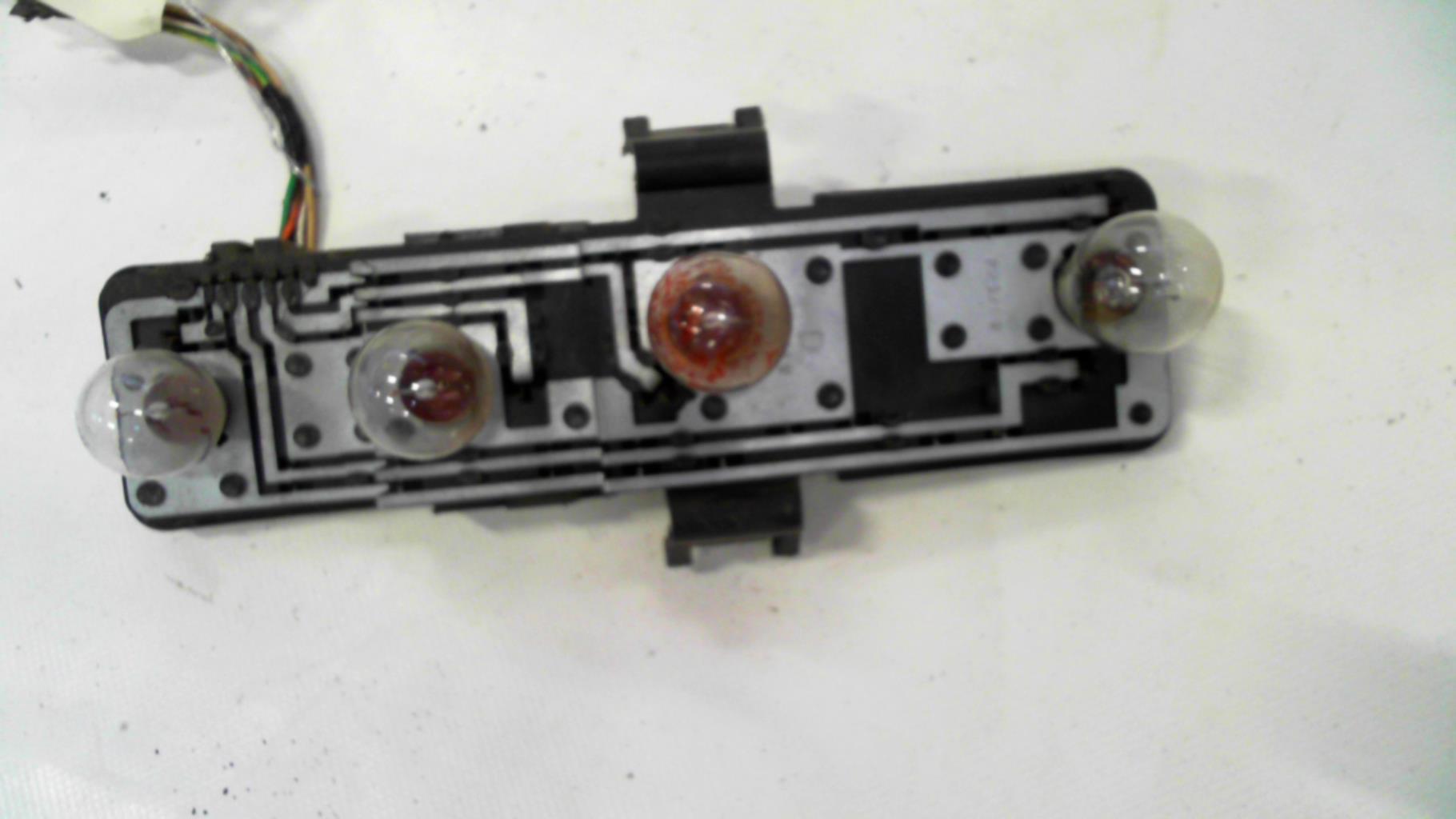 Base portalampade fanale posteriore destro
