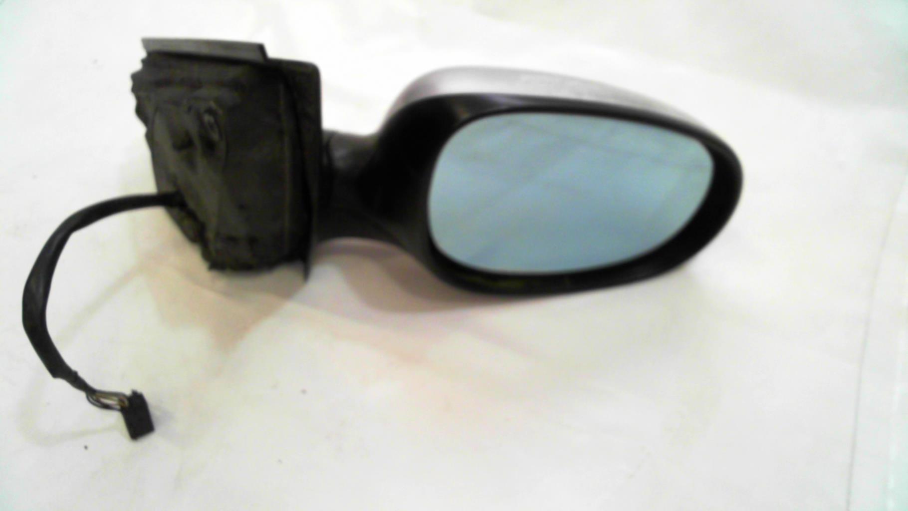 Specchietto retrovisore destro