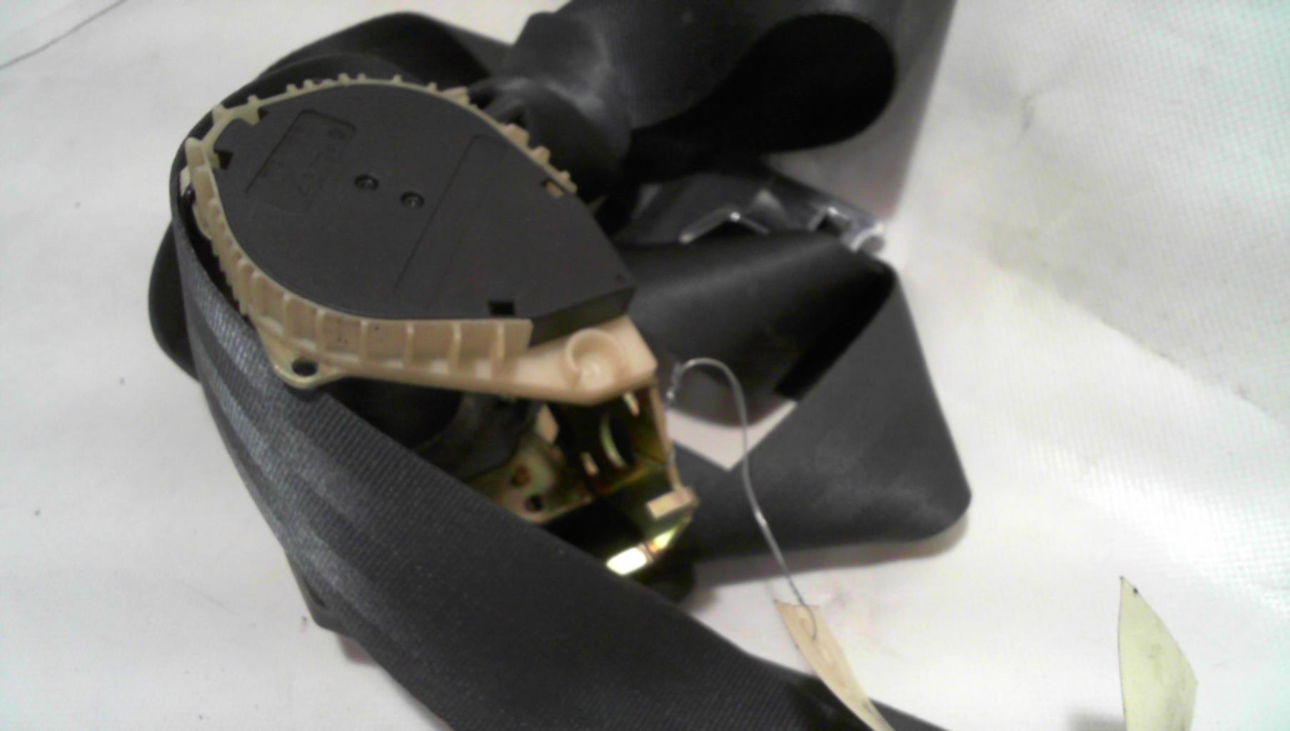 Ceinture arriere droit