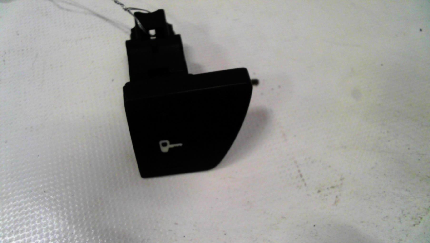 Commande de fermeture centralisee